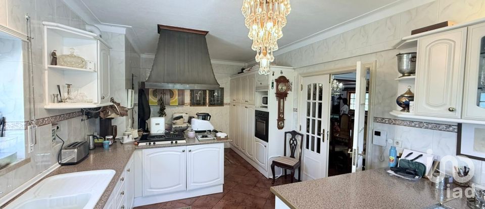 Moradia T3 em Sesimbra (Castelo) de 273 m²