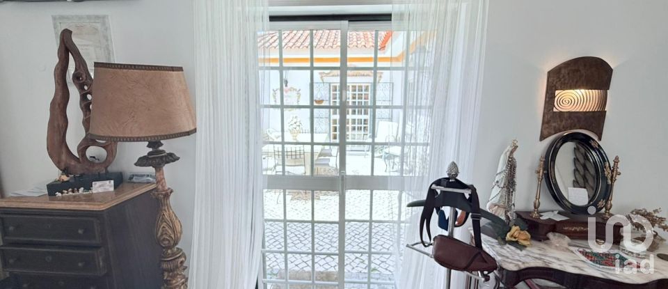 Moradia T3 em Sesimbra (Castelo) de 273 m²