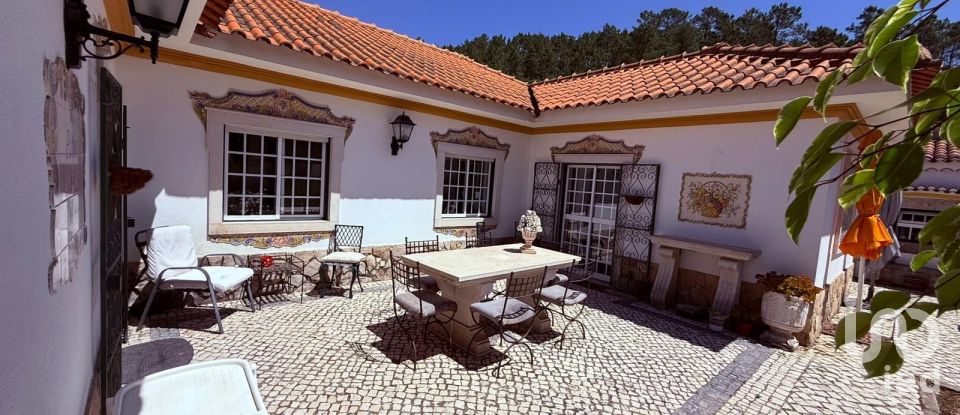 Moradia T3 em Sesimbra (Castelo) de 273 m²