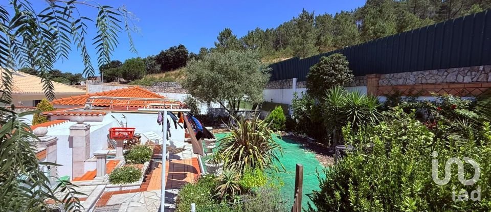 Moradia T3 em Sesimbra (Castelo) de 273 m²