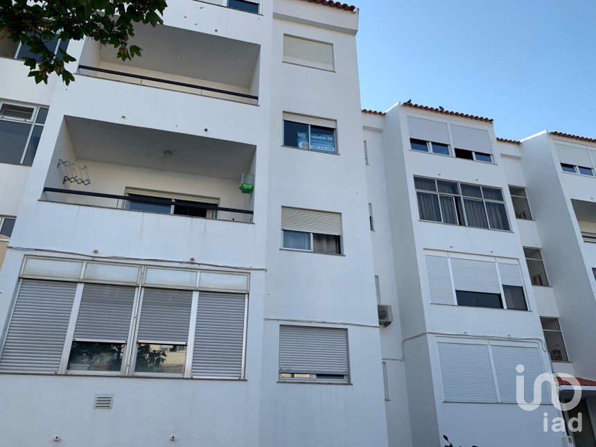 Apartment T2 in Alcabideche of 70 m²