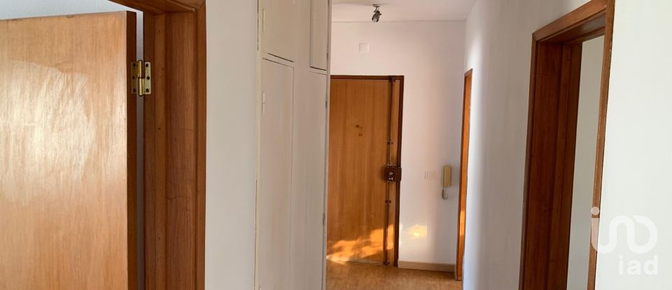Apartment T2 in Alcabideche of 70 m²