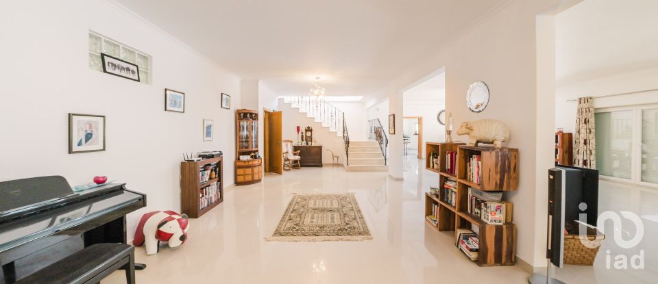 Quinta T4 em Moita dos Ferreiros de 633 m²