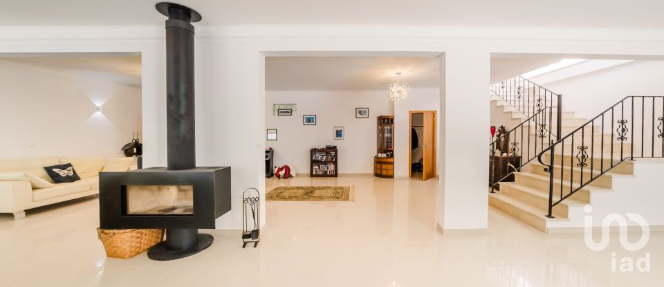 Quinta T4 em Moita dos Ferreiros de 633 m²