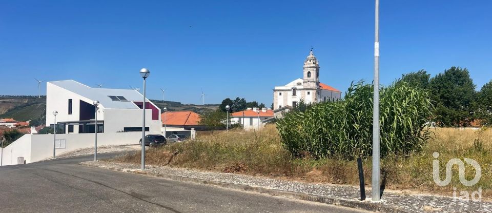 Terrain à Turcifal de 350 m²