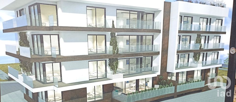 Apartment T3 in Atouguia da Baleia of 117 m²