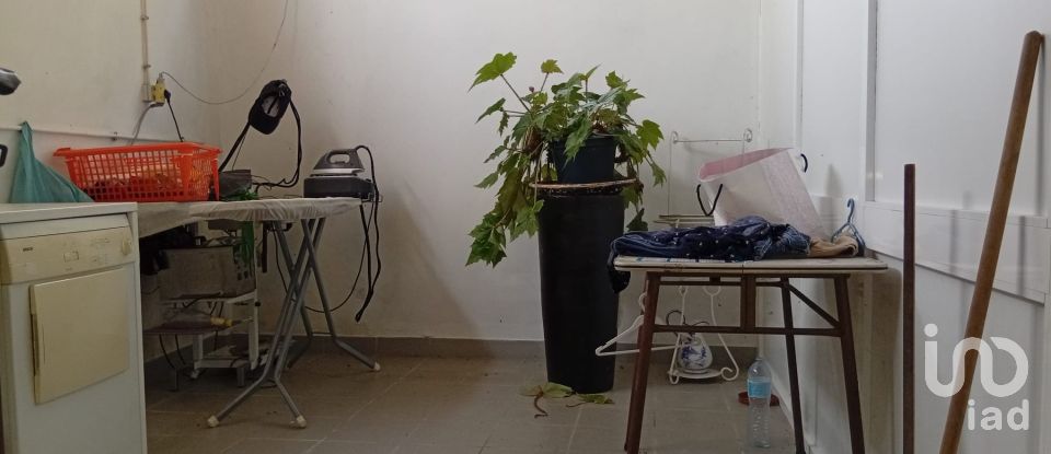 Terreno em Ucha de 695 m²