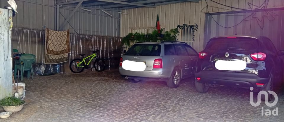 Terreno em Ucha de 695 m²