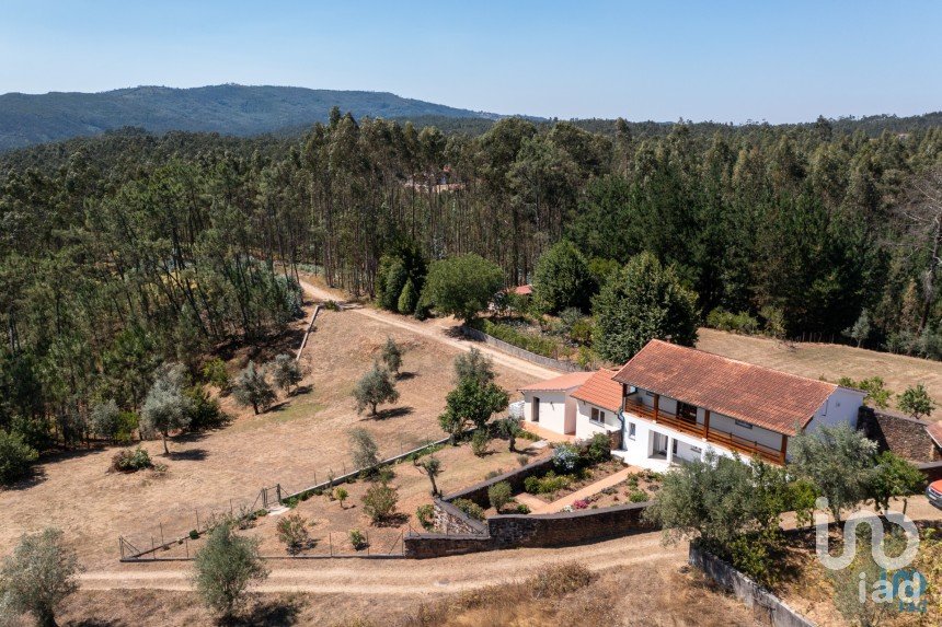 Moradia T3 em Carvalho de 192 m²