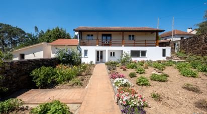 Moradia T3 em Carvalho de 192 m²