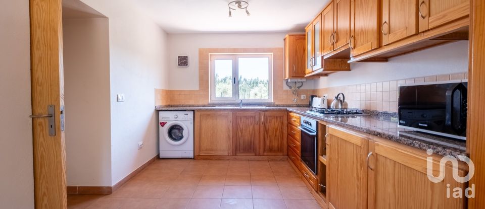 Moradia T3 em Carvalho de 192 m²