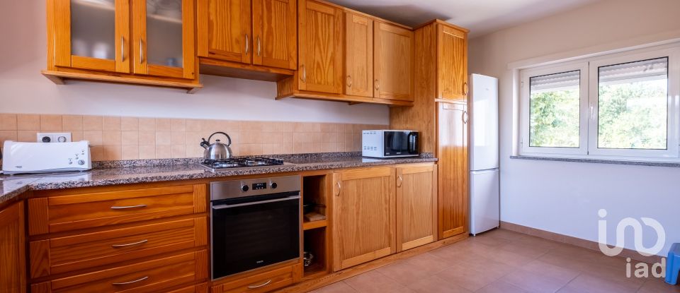 Moradia T3 em Carvalho de 192 m²