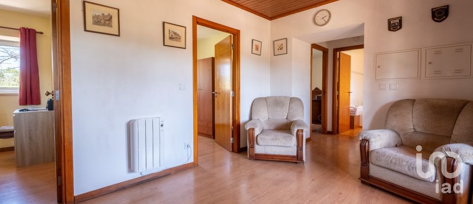 Moradia T3 em Carvalho de 192 m²