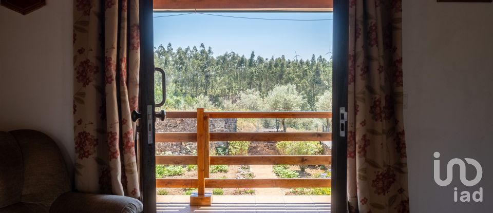 Moradia T3 em Carvalho de 192 m²