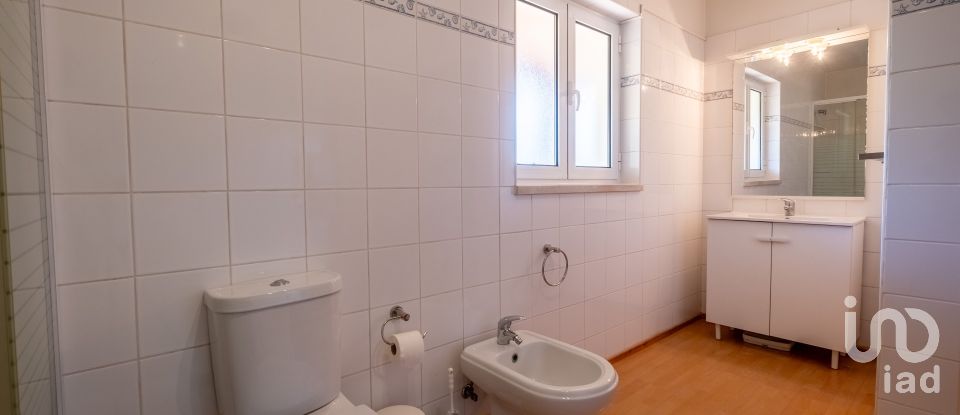 Moradia T3 em Carvalho de 192 m²