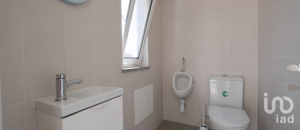 Moradia T3 em Carvalho de 192 m²