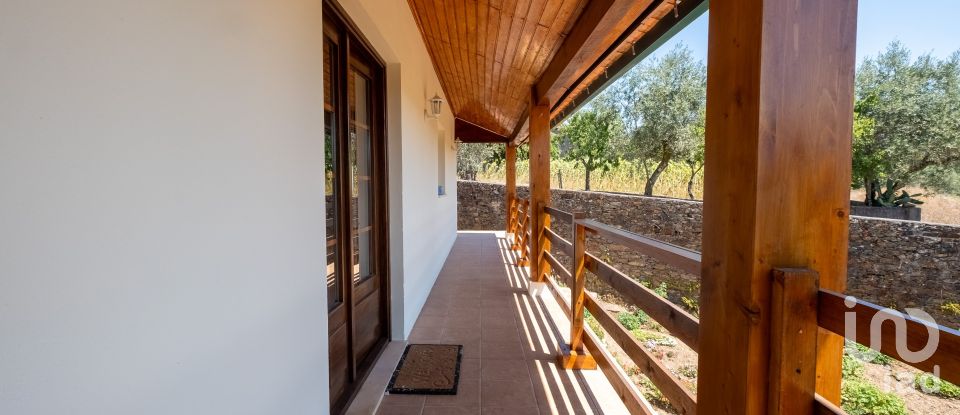 Moradia T3 em Carvalho de 192 m²