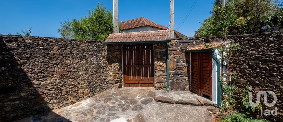 Moradia T3 em Carvalho de 192 m²