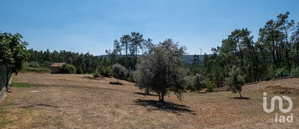 Moradia T3 em Carvalho de 192 m²