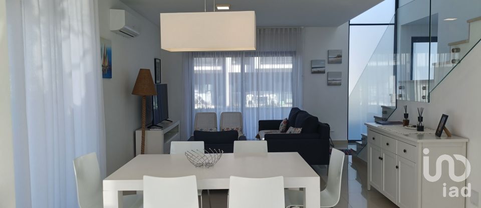 Moradia T3 em Tornada e Salir do Porto de 145 m²