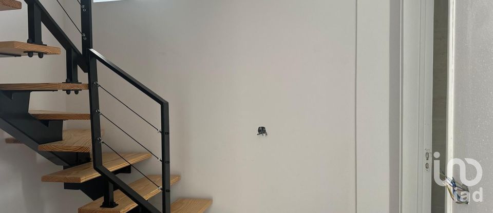 Village house T3 in Lamas e Cercal of 180 m²