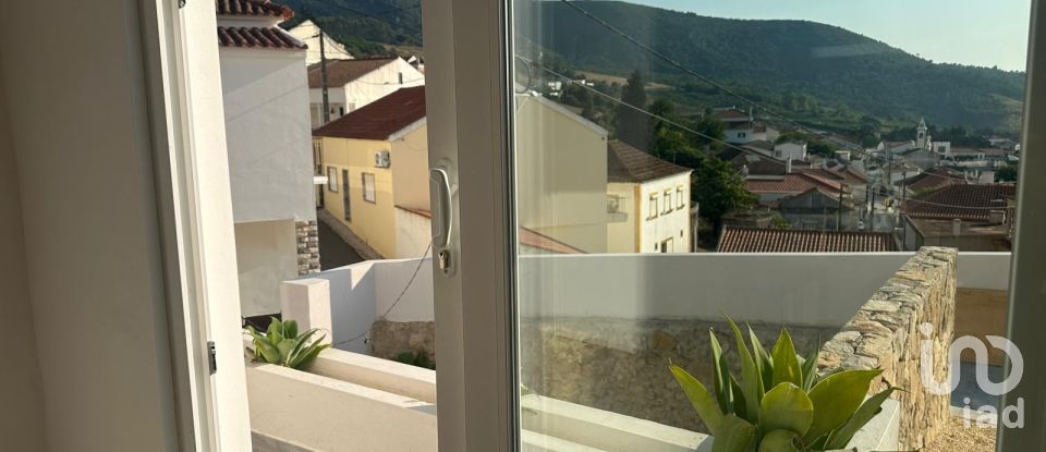 Village house T3 in Lamas e Cercal of 180 m²