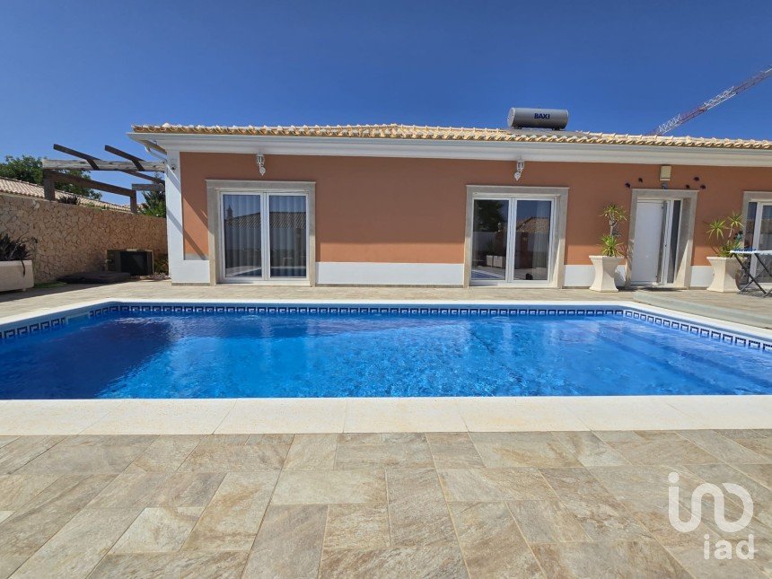 Maison T4 à Algoz e Tunes de 246 m²