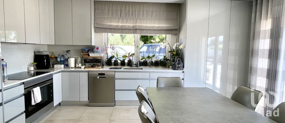 Maison T4 à Algoz e Tunes de 246 m²