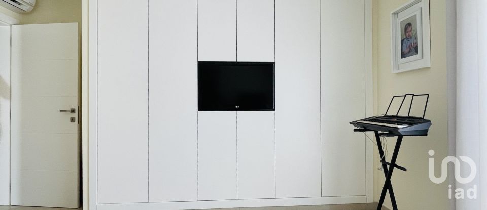 Maison T4 à Algoz e Tunes de 246 m²