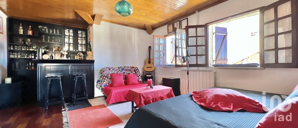 Moradia T5 em Vouzela e Paços de Vilharigues de 364 m²