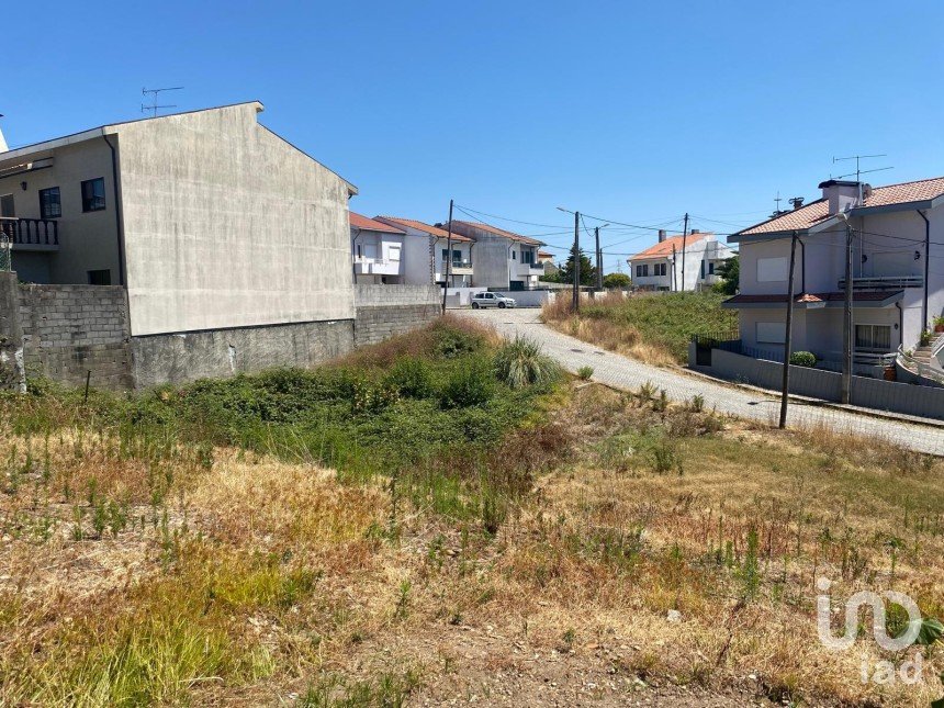 Building plot in Campo e Sobrado of 153 m²
