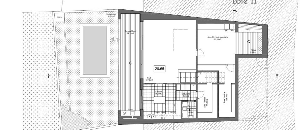 Moradia T3 em Mexilhoeira Grande de 180 m²