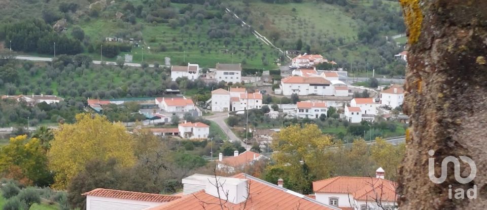 Bâtiment à Sé e São Lourenço de 423 m²