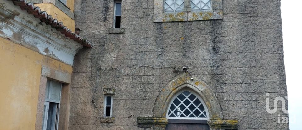 Bâtiment à Sé e São Lourenço de 423 m²