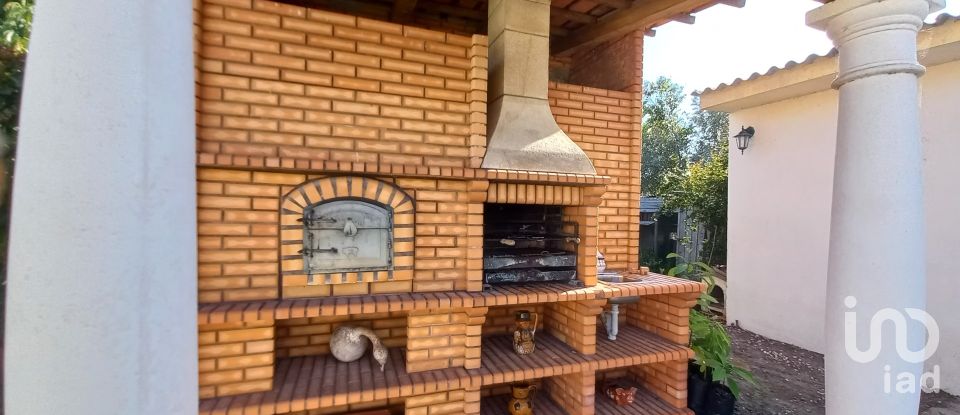 House T3 in Fonte de Angeão e Covão do Lobo of 179 m²