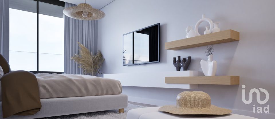 Apartamento T1 em Estreito de Câmara de Lobos de 45 m²