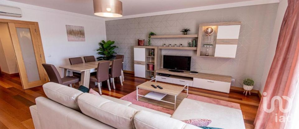 Apartment T2 in Albufeira e Olhos de Água of 117 m²