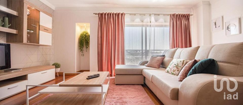 Apartment T2 in Albufeira e Olhos de Água of 117 m²