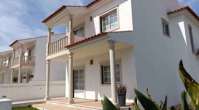 House T4 in São Martinho do Porto of 130 m²