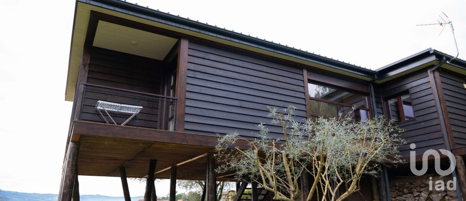 Casa de aldeia T2 em Gondoriz de 116 m²