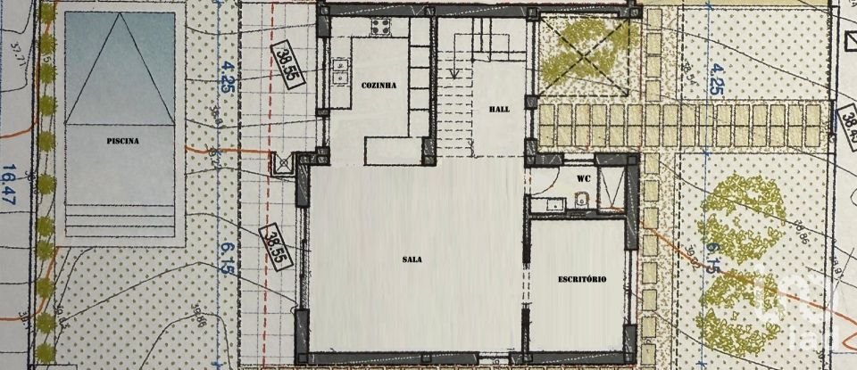 Moradia T4 em Charneca De Caparica E Sobreda de 164 m²