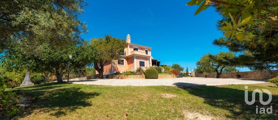 Maison T4 à Santa Bárbara de Nexe de 484 m²
