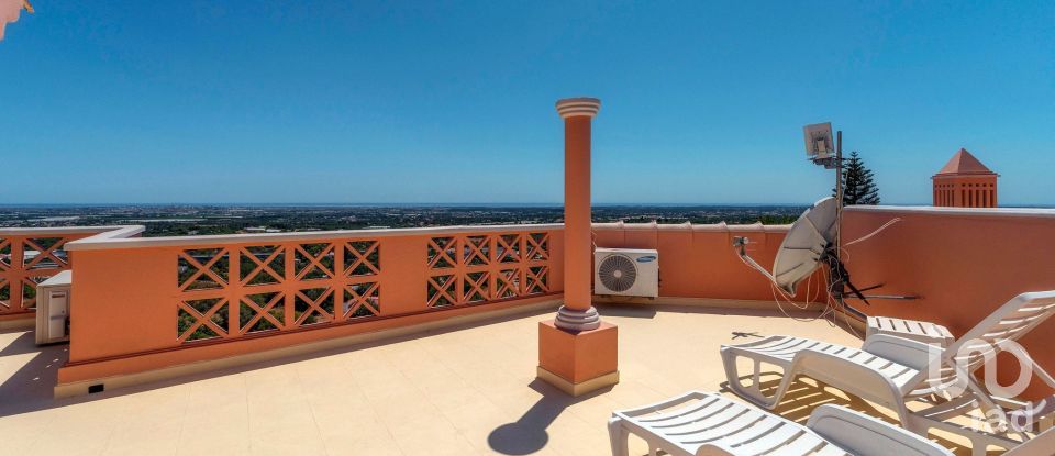 Maison T4 à Santa Bárbara de Nexe de 484 m²
