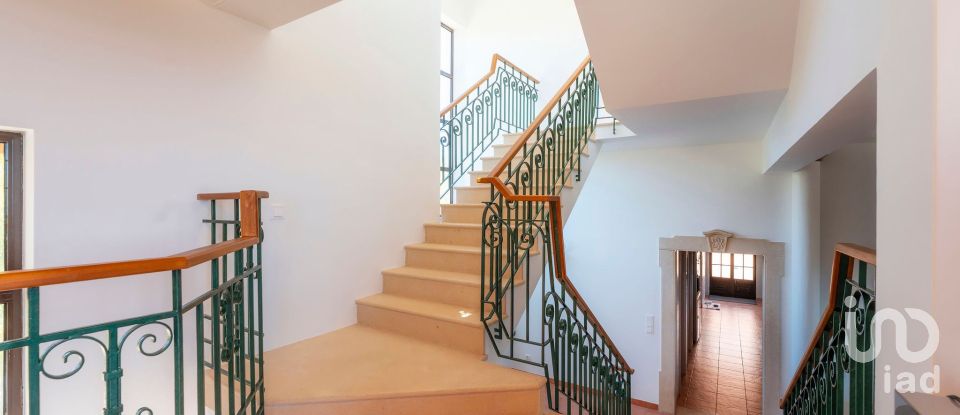 Maison T4 à Santa Bárbara de Nexe de 484 m²