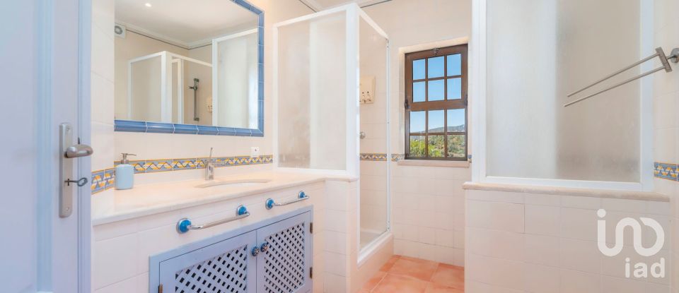 Maison T4 à Santa Bárbara de Nexe de 484 m²