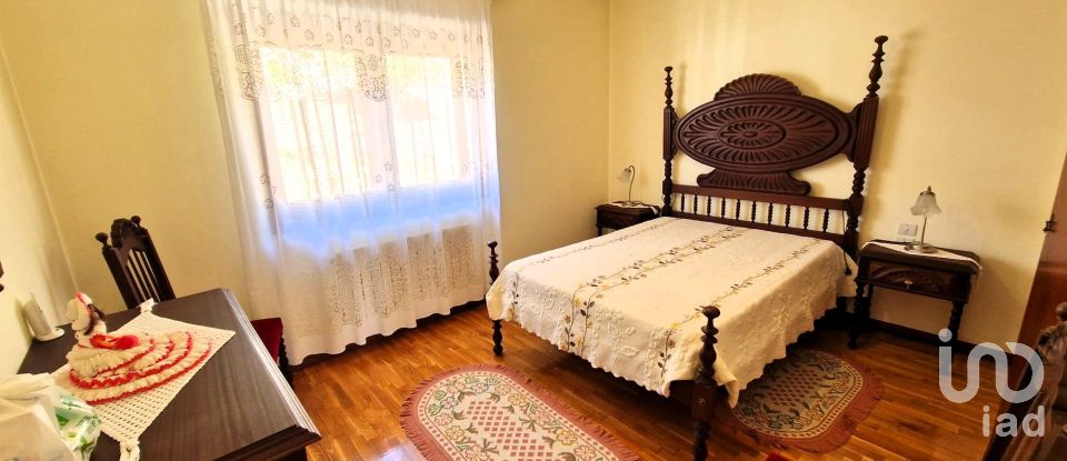 Moradia T5 em Perre de 161 m²