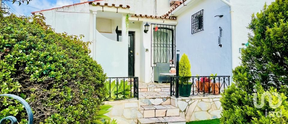 Moradia T3 em Albufeira e Olhos de Água de 391 m²