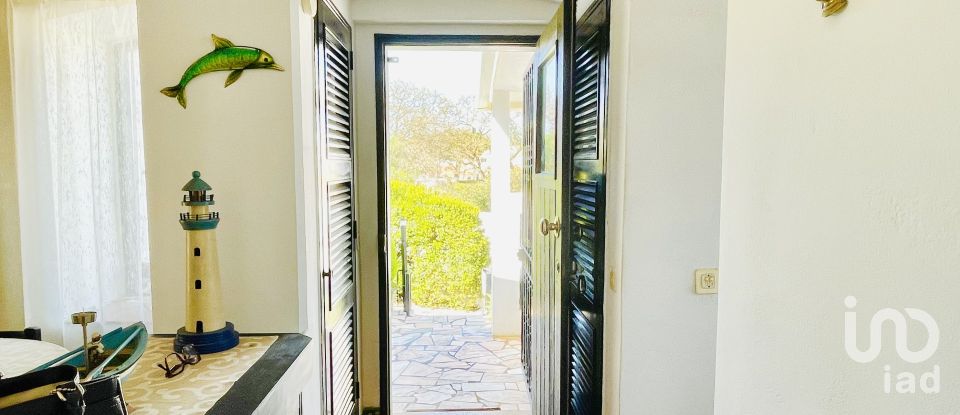 Moradia T3 em Albufeira e Olhos de Água de 391 m²