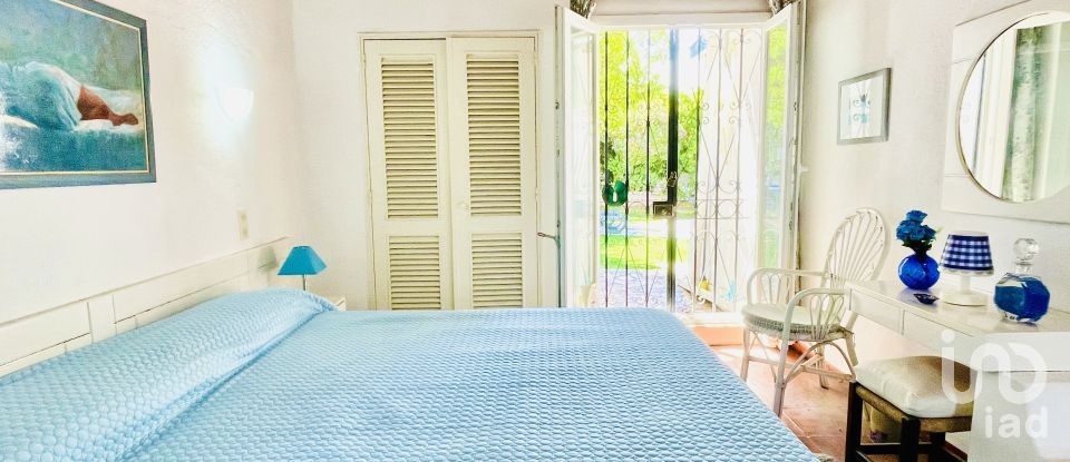 Moradia T3 em Albufeira e Olhos de Água de 391 m²