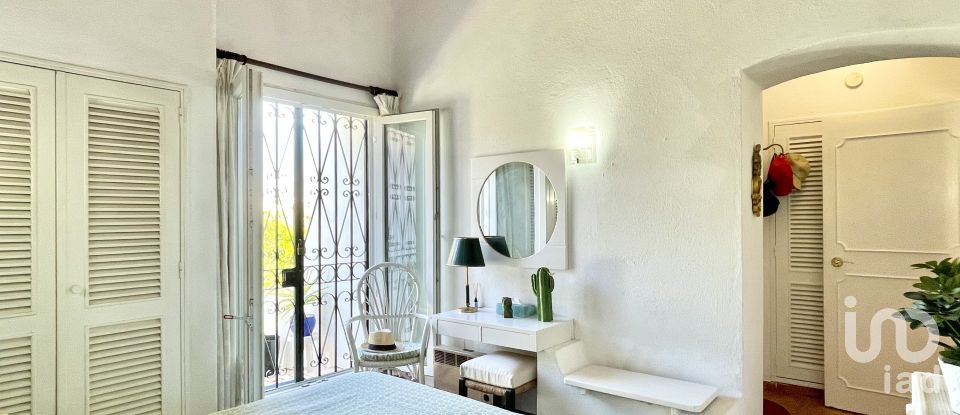 Moradia T3 em Albufeira e Olhos de Água de 391 m²